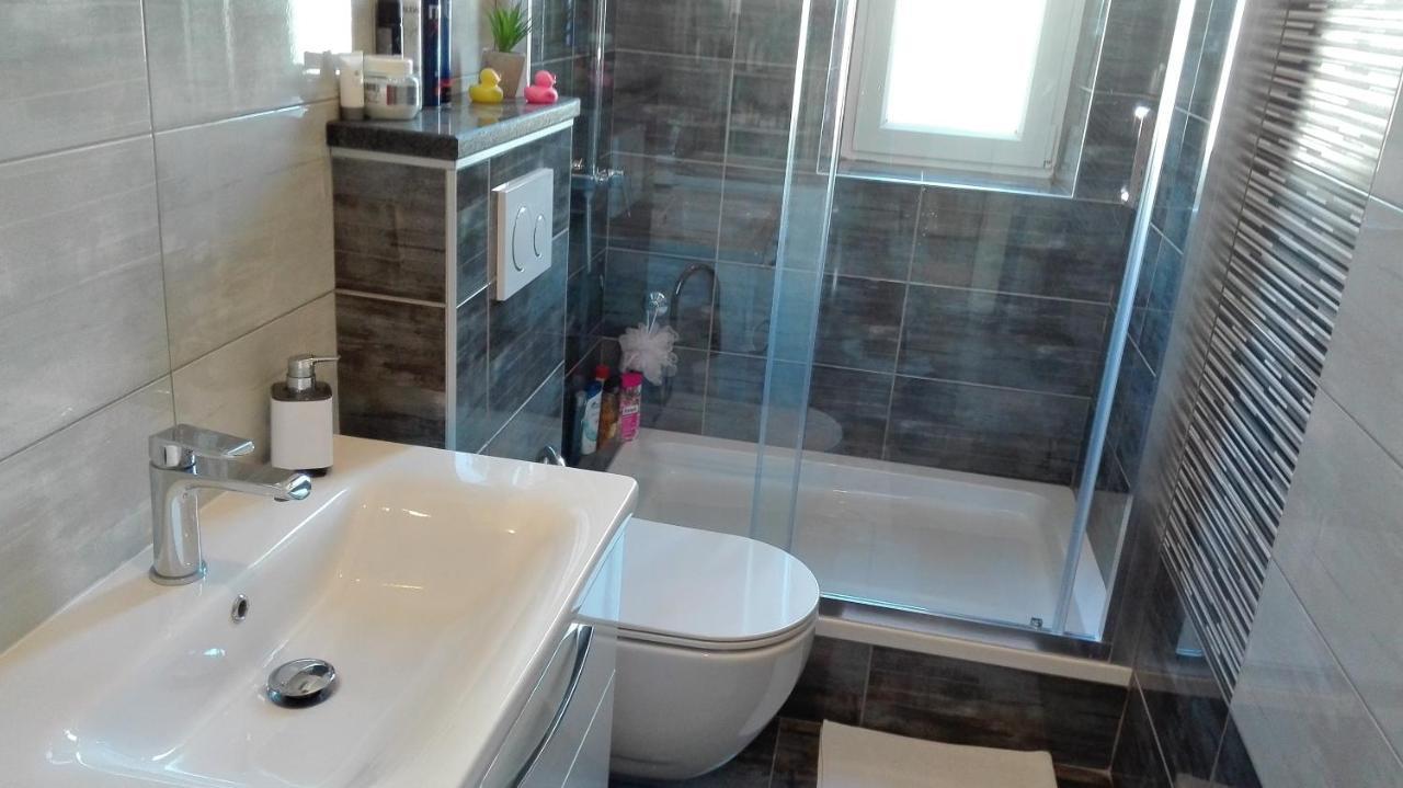 Rooms Secer สปลิท ภายนอก รูปภาพ