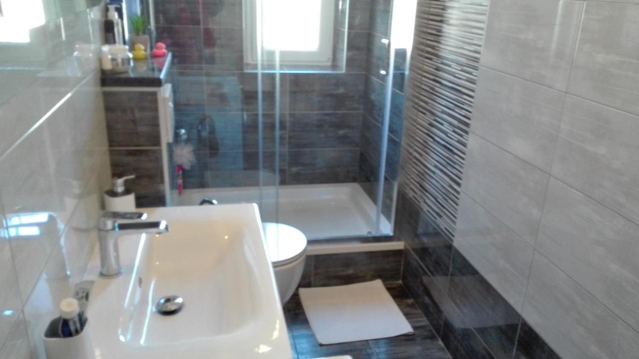 Rooms Secer สปลิท ภายนอก รูปภาพ